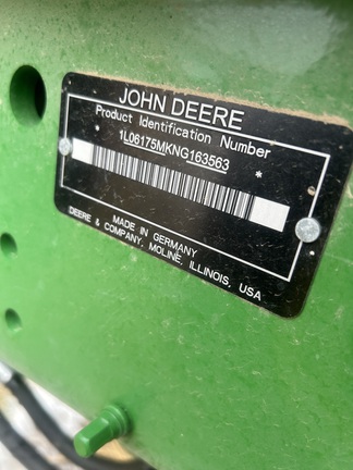 6175M 2022 John Deere