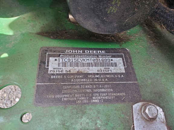 John Deere Z915E