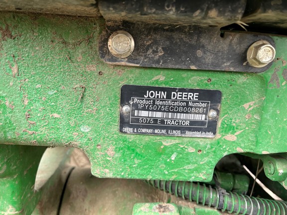 John Deere 5075E 2013