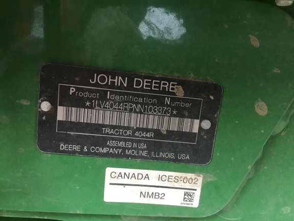 John Deere 4044R 2022