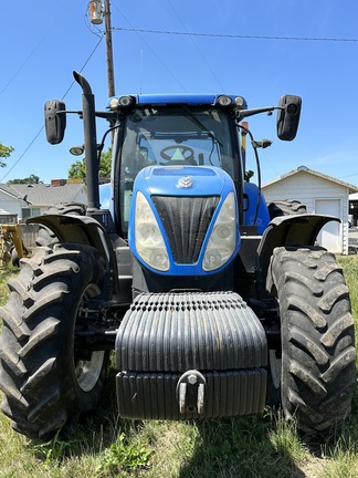 2014 New Holland T7-270