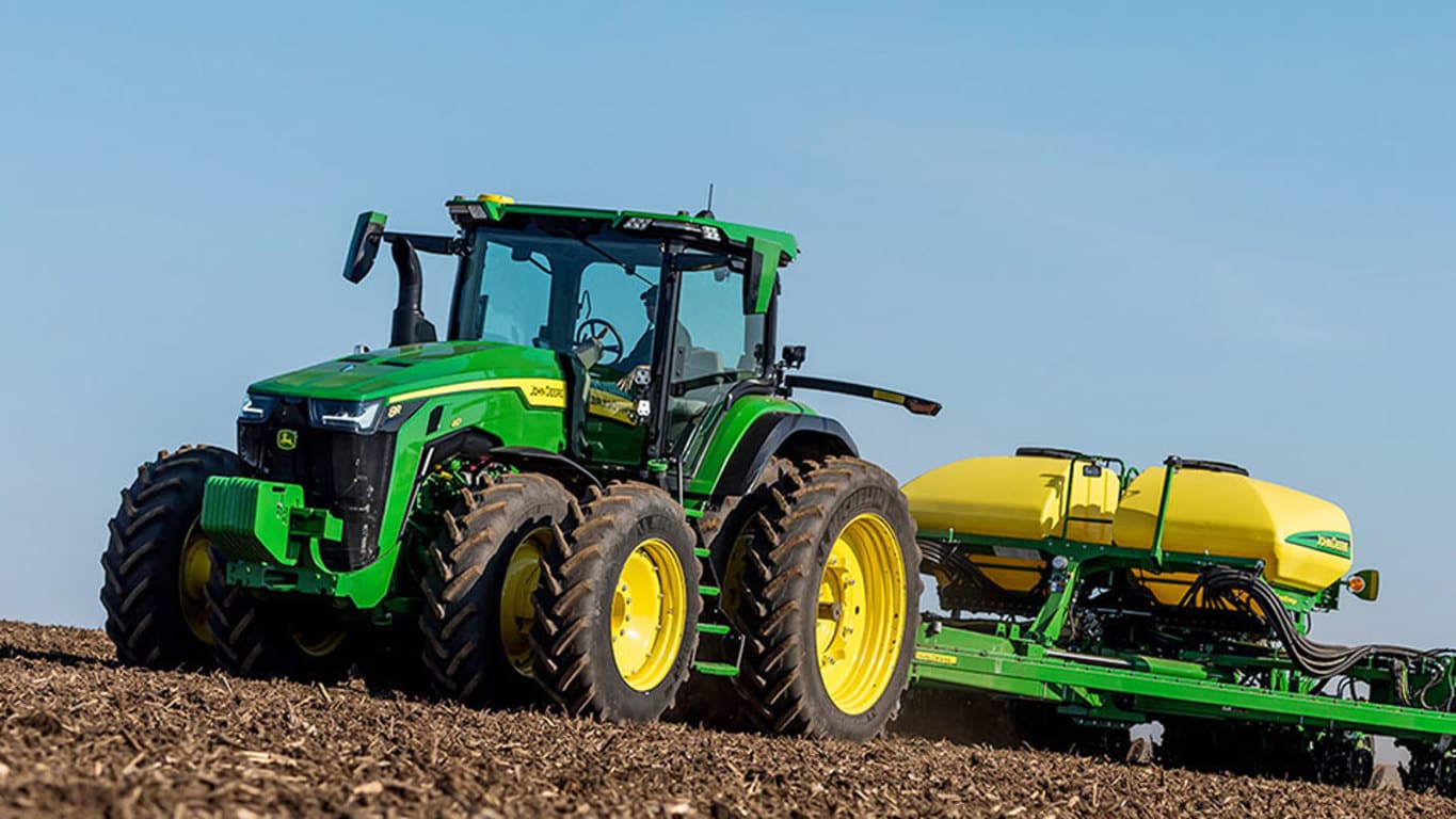 Imagen de tractores para cultivos en hilera Serie 8 