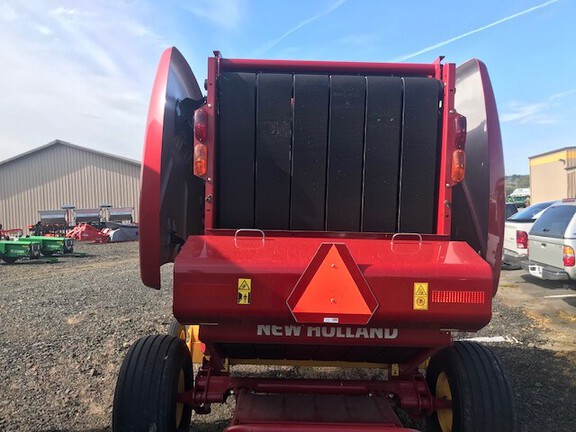 2021 New Holland RB450