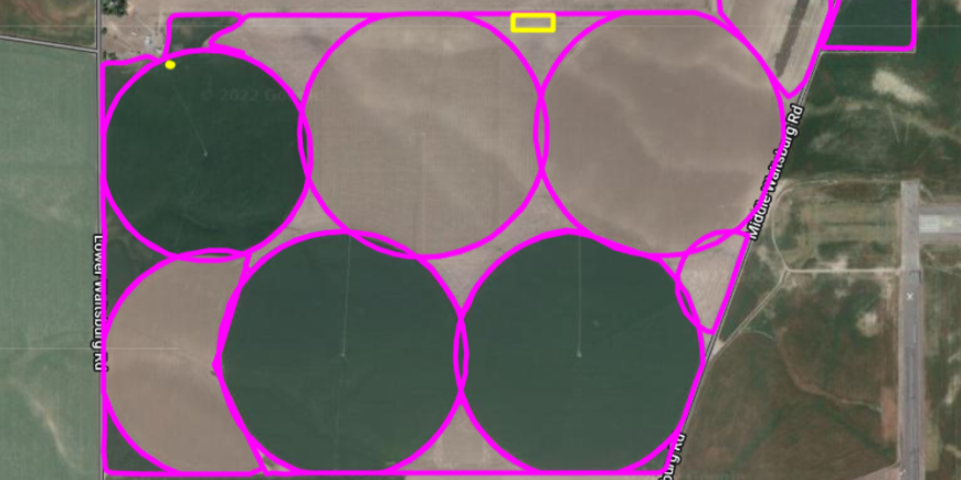 Una imagen satelital de un campo mapeado con las prácticas de precisión agrícola