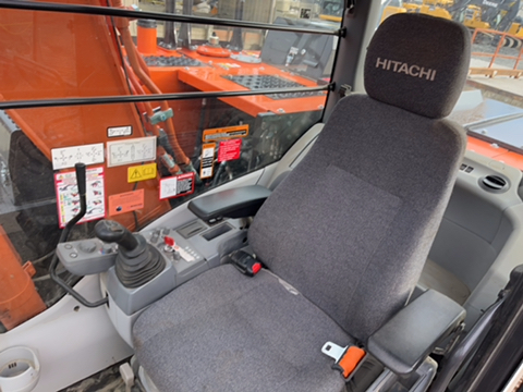 Hitachi ZX1306 2022
