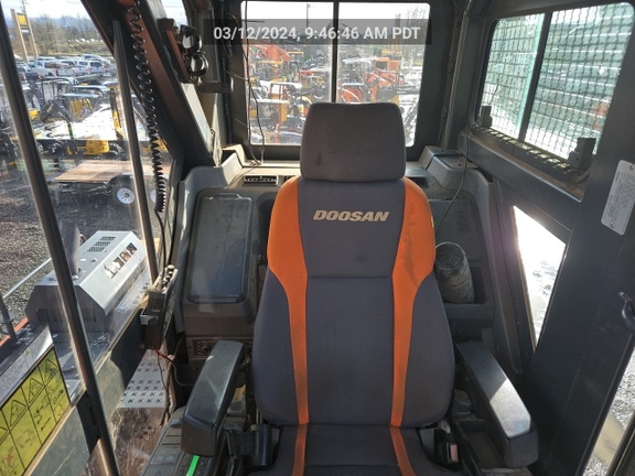 Doosan DX225L 2021