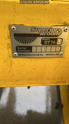 Superior Broom DT74J 2021