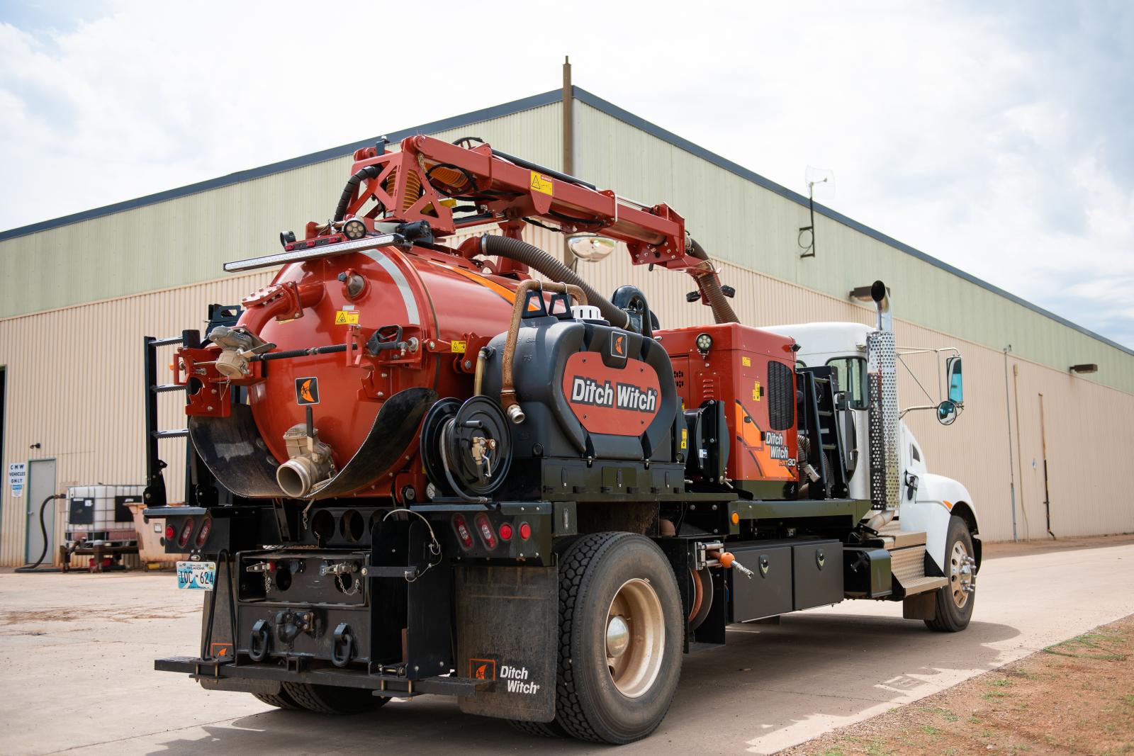Ditch Witch HXT