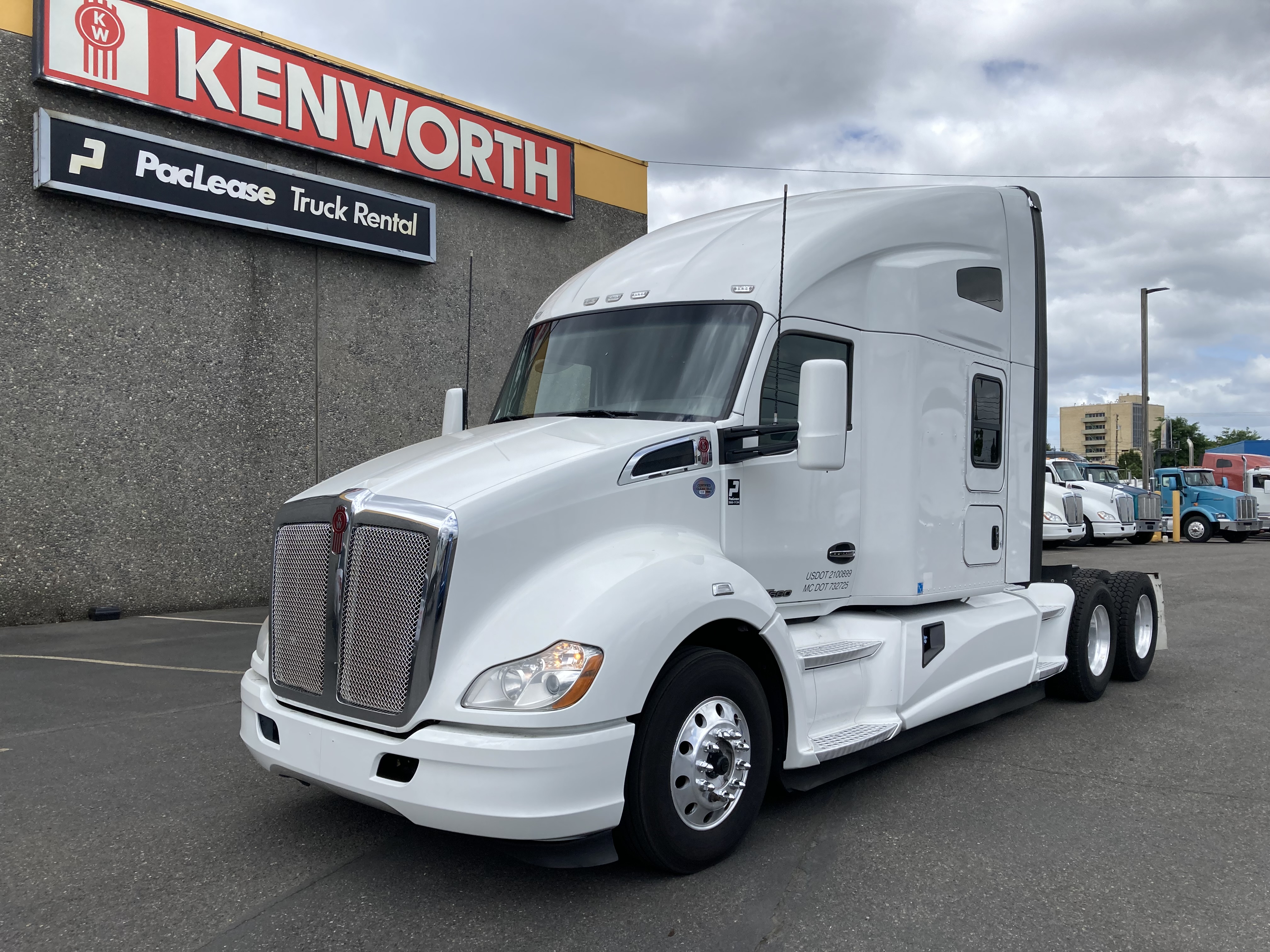  Kenworth T680 2018