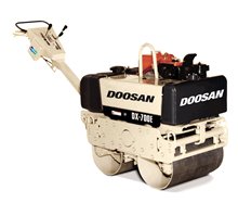 Rodillo vibratorio con operador a pie DX-700E Doosan 